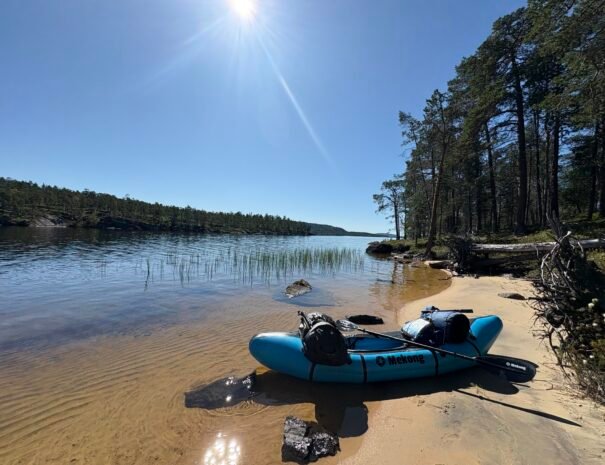 Lac Inari.. aventure en packrafts